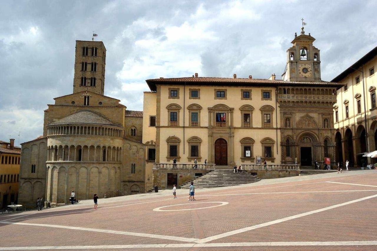 Appartement La Casina Di Ivonne Arezzo Centro Extérieur photo